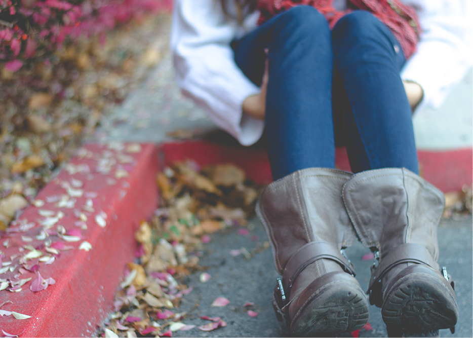 provo cozy autumn sweater photo shoot