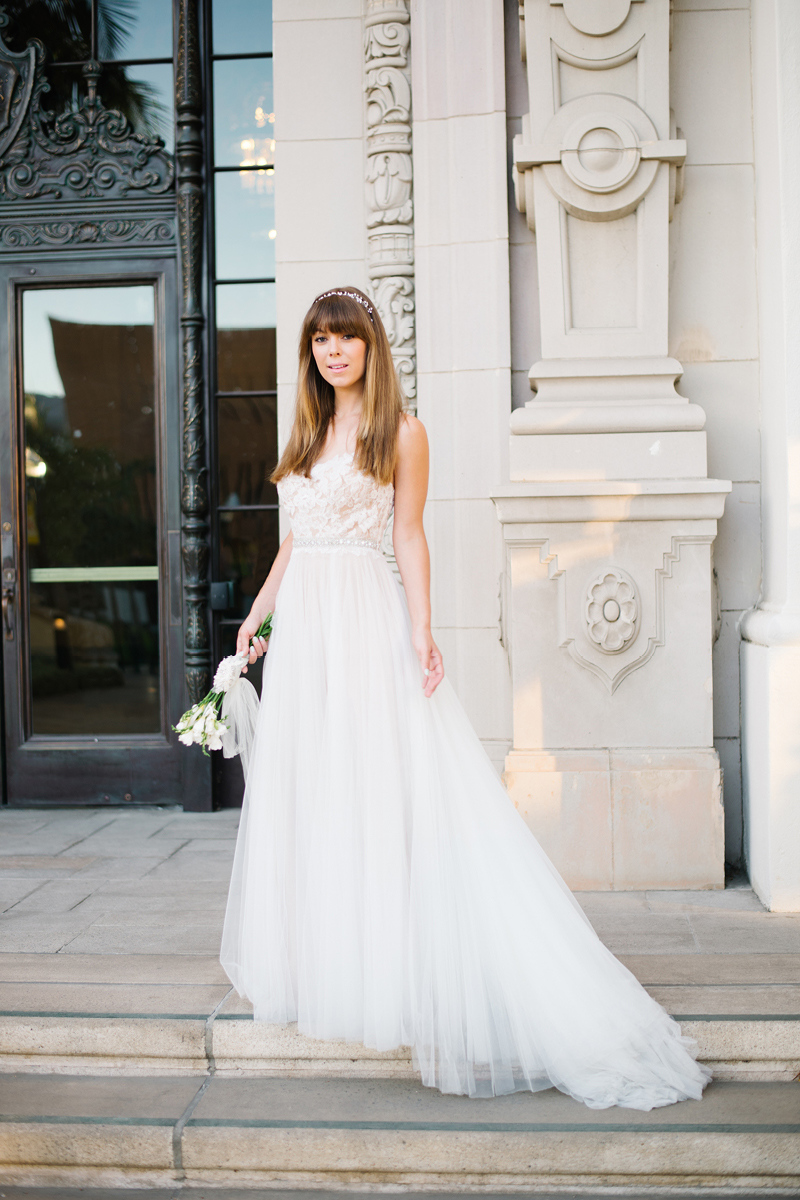 Nude BHLDN Wedding Dresses Off The Shoulder Delicate Sash Bridal Gowns  Floor Length A Line Backless Wedding Gown236s From Jiekk, $116.83 |  DHgate.Com