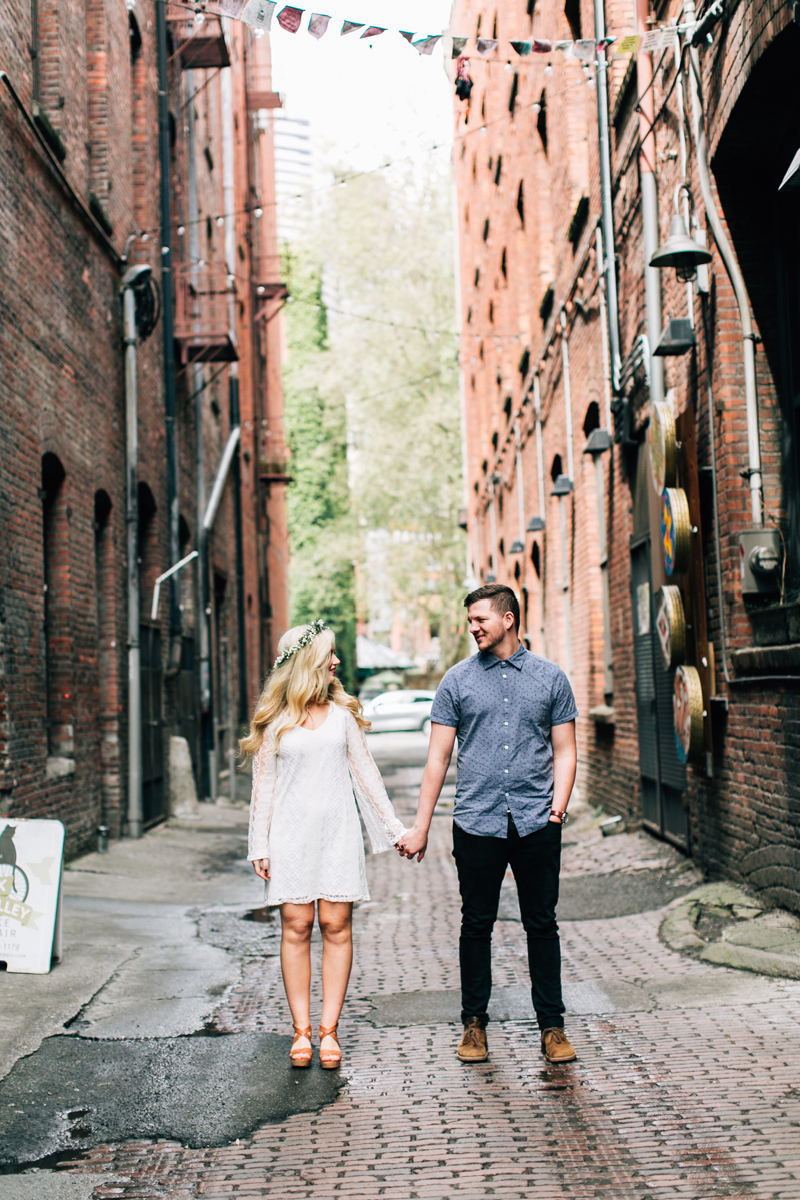 Pioneer Square Engagement Session4