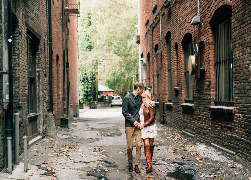 Pioneer Square Seattle Engagement Pictures19