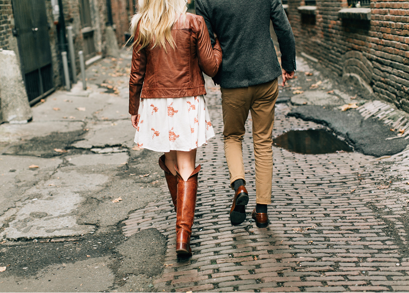 Pioneer Square Seattle Engagement Pictures3