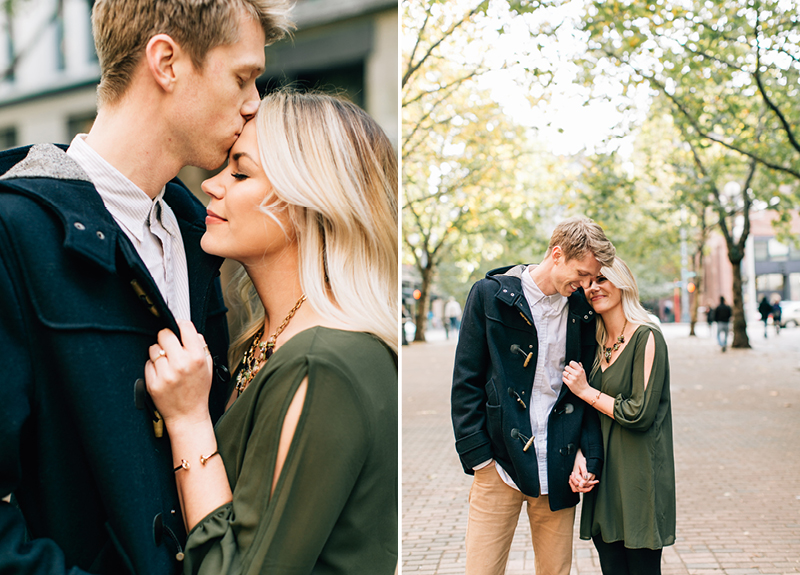 Pioneer Square Seattle Engagement Pictures9