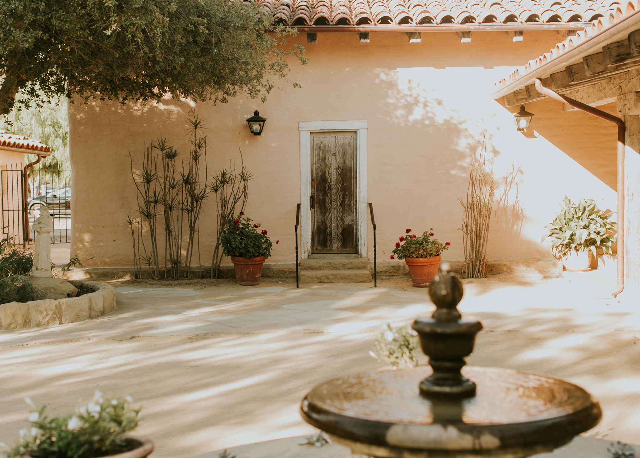 santa-barbara-historical-museum-wedding-ceremony10