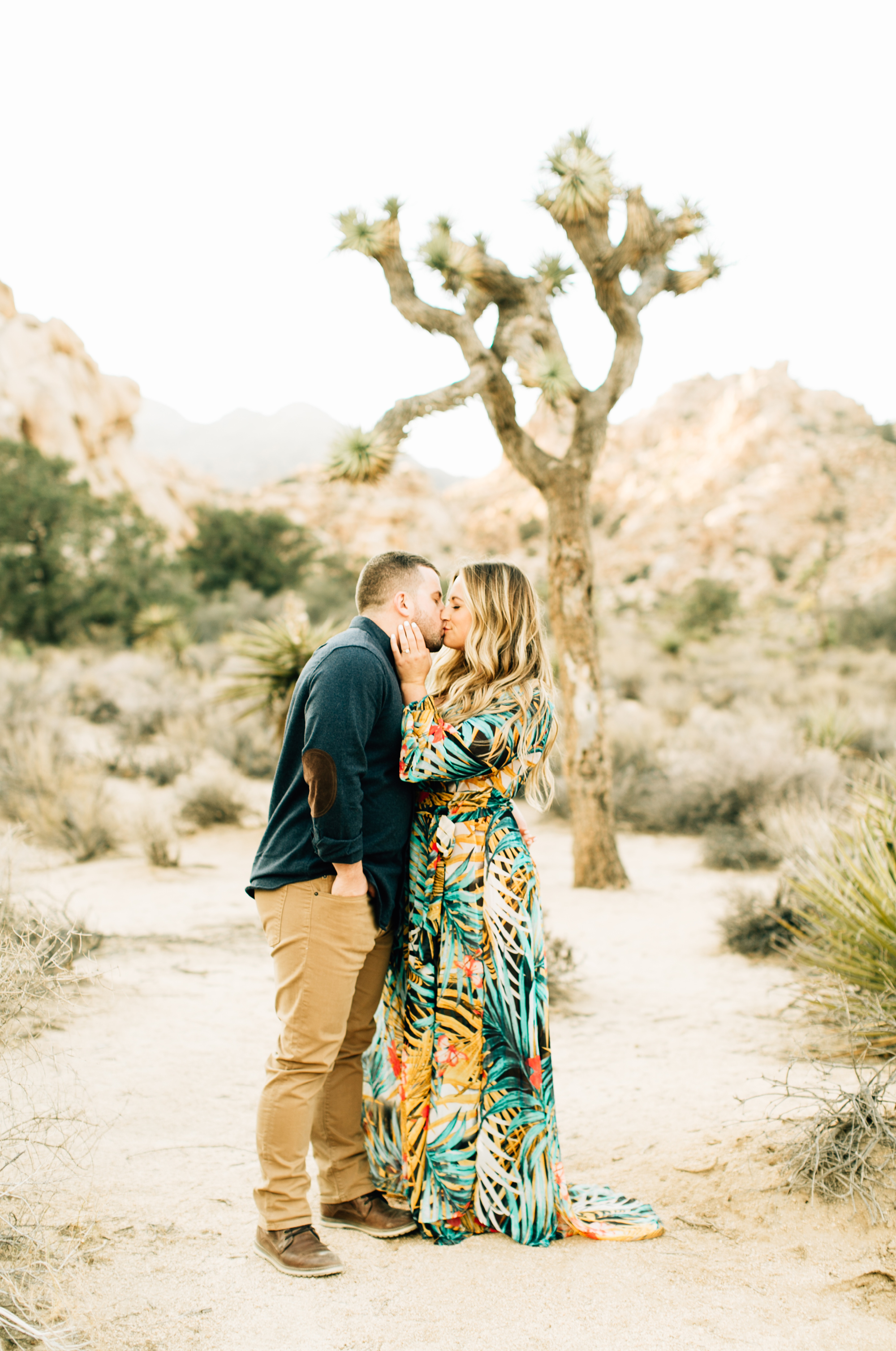 joshua-tree-cabin-engagement-session3