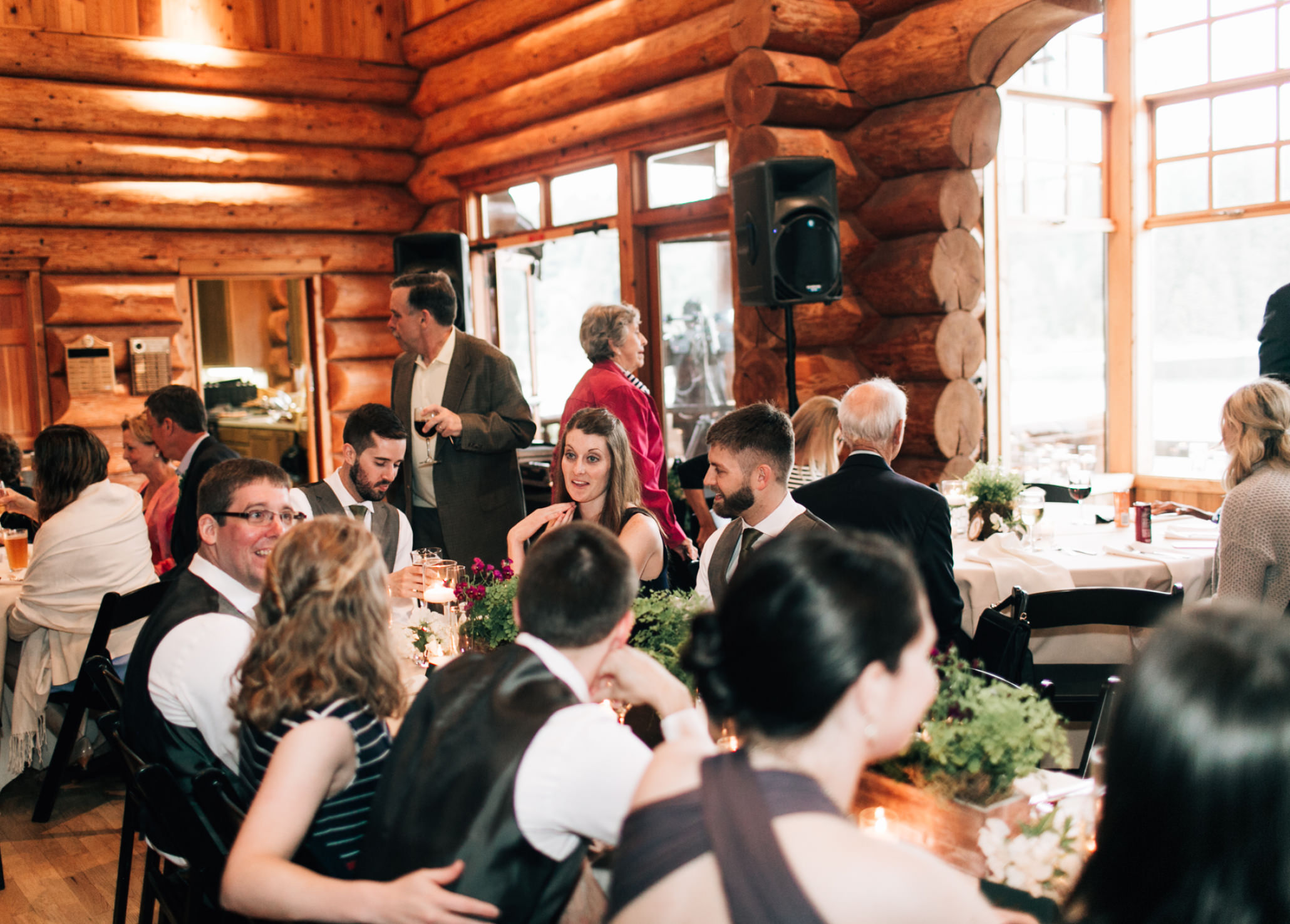 Cabin Wedding in Washington3