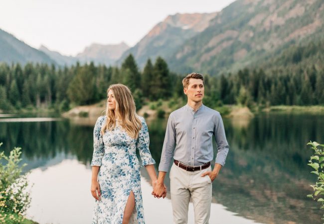 Gold Creek Pond Engagement Photos 14